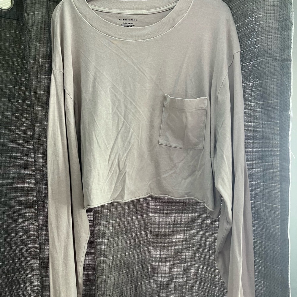 cropped long sleeve shirt with pocket